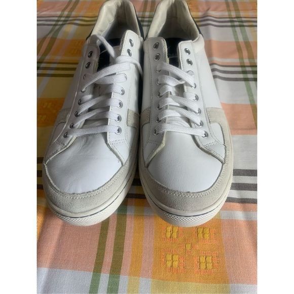 An original Penguin by Munsingwear white sneakers size 12 main image 6